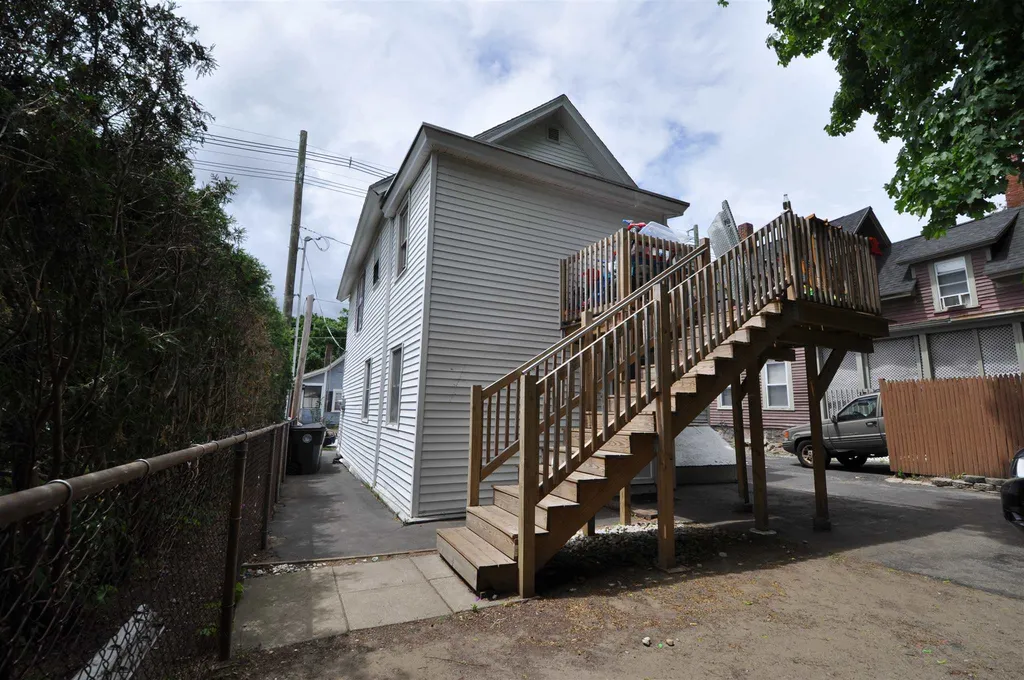 475 Hall Street Manchester NH 03103
