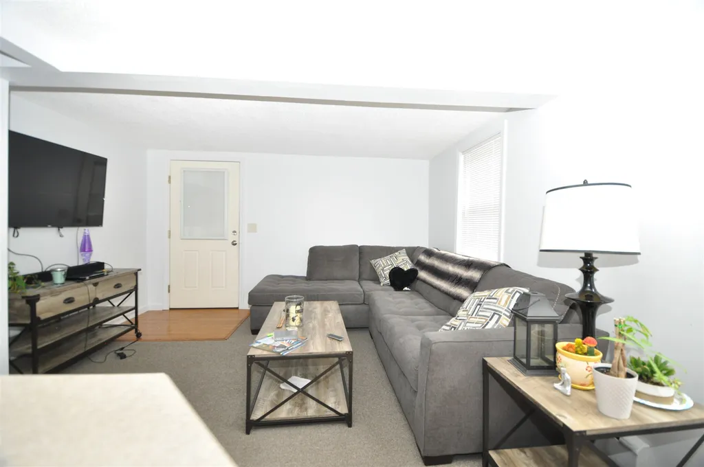 475 Hall Street Manchester NH 03103