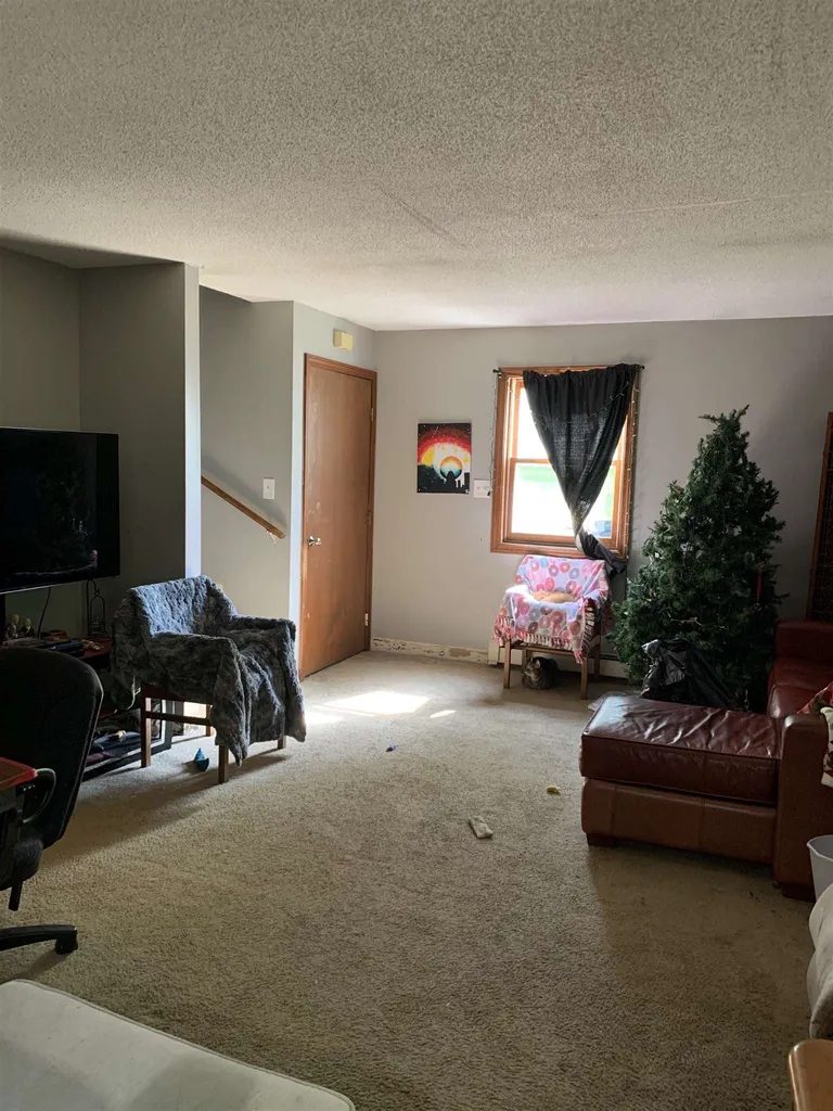 419 Deerpath Lane Pembroke NH 03275