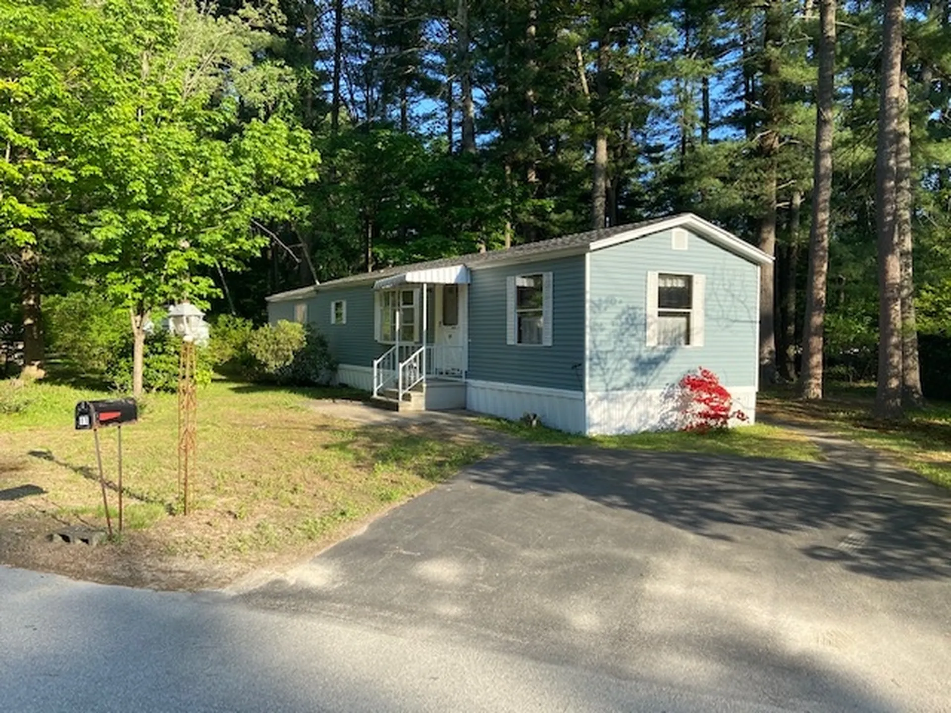 11 Mercury Lane Nashua NH 03062
