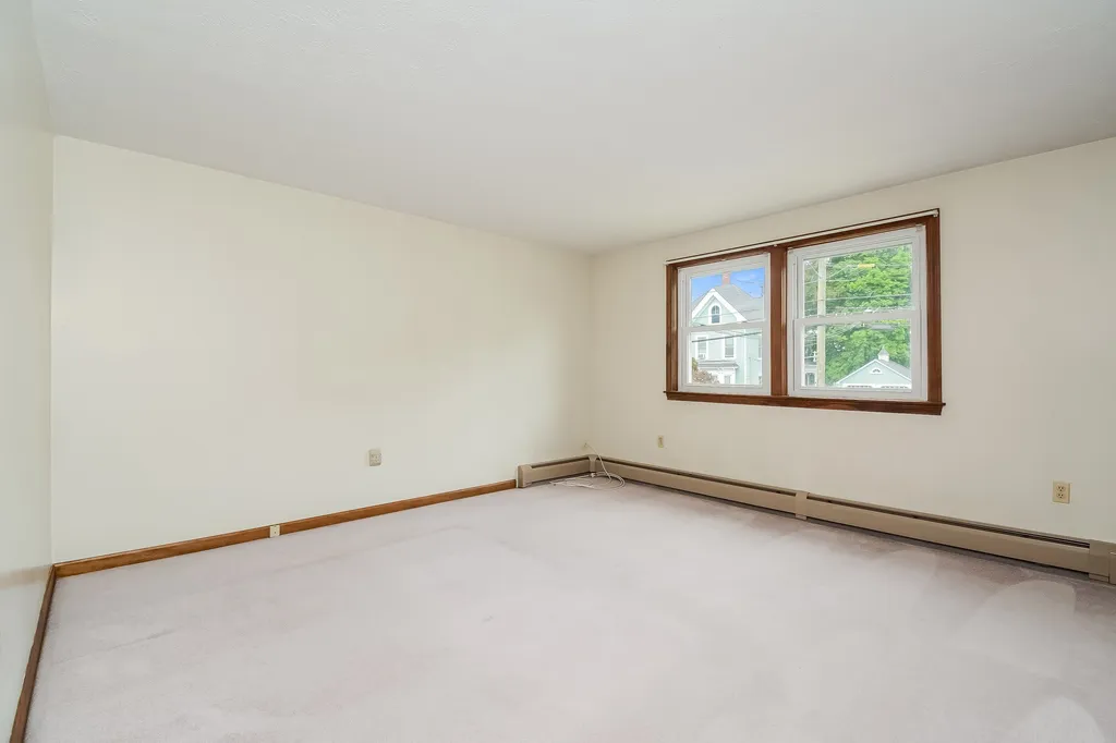 292 Taylor Street Manchester NH 03103