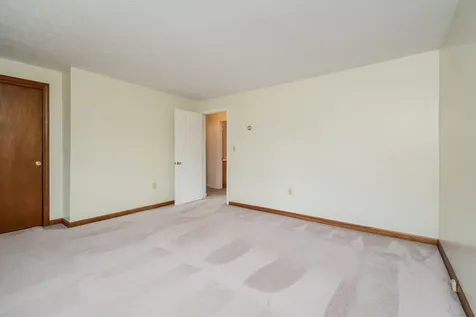 292 Taylor Street Manchester NH 03103