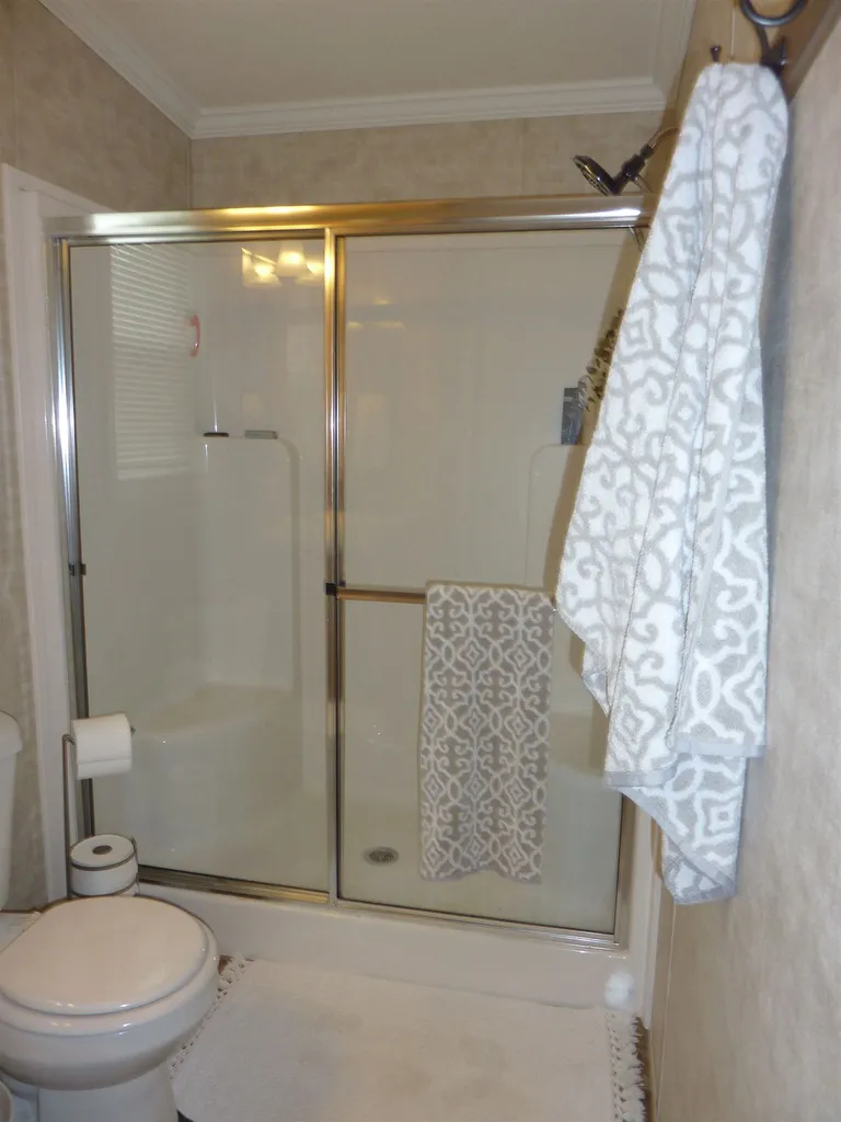 32 Ponderosa Avenue Nashua NH 03062