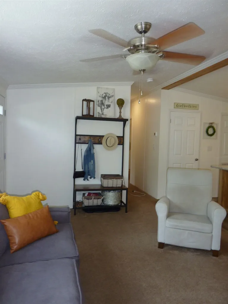 32 Ponderosa Avenue Nashua NH 03062