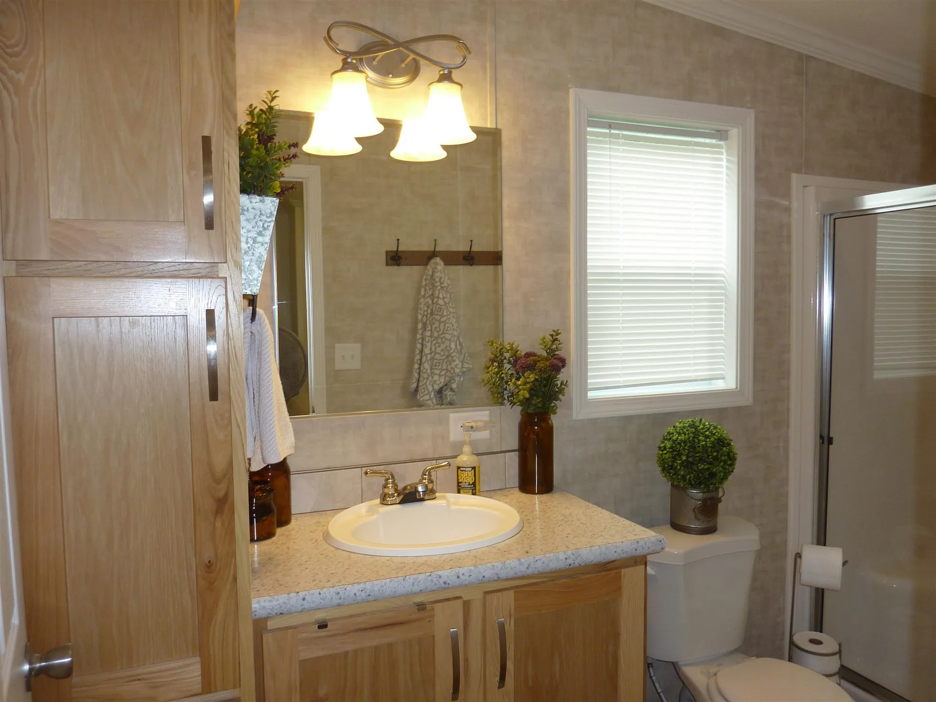32 Ponderosa Avenue Nashua NH 03062