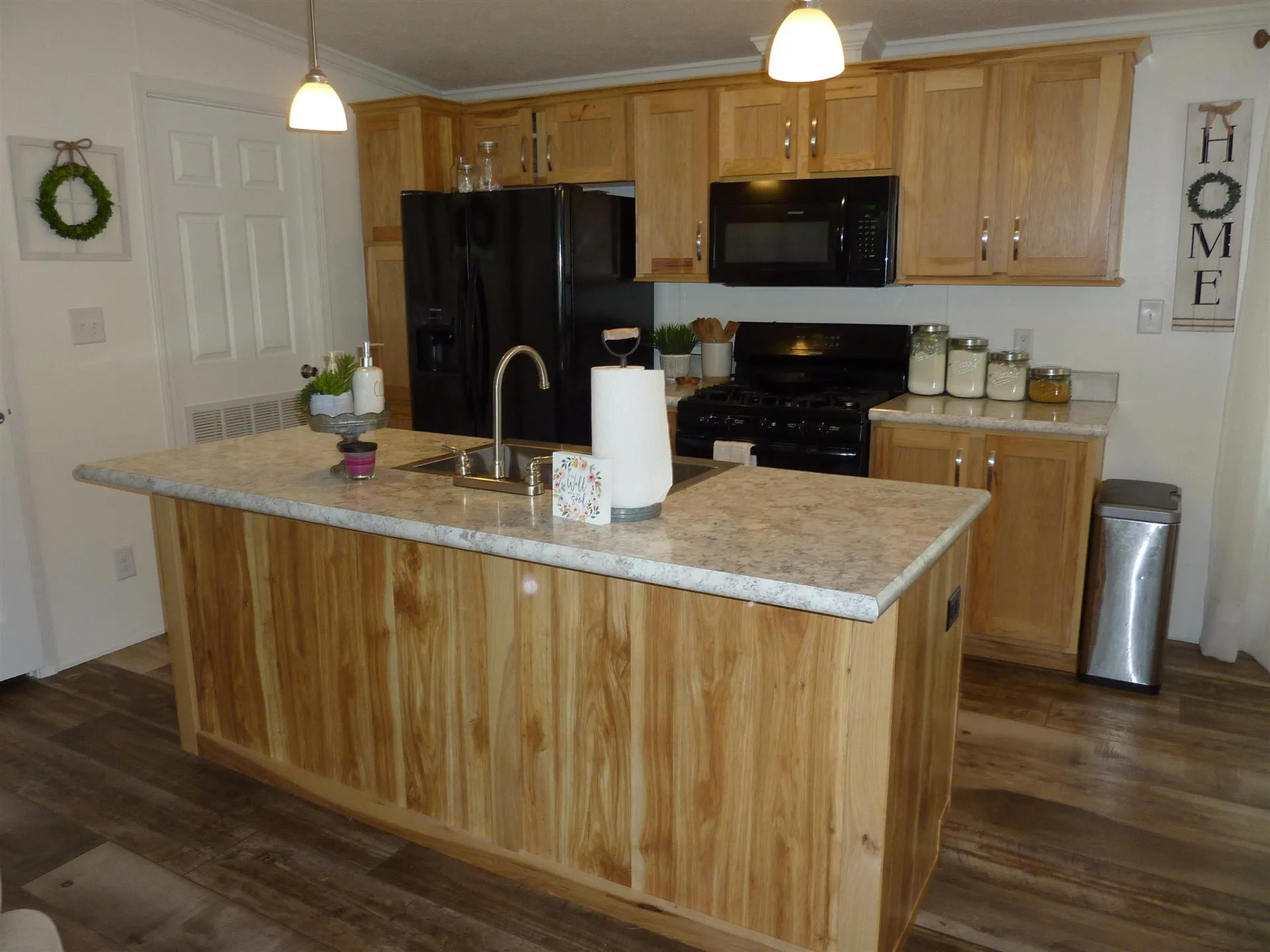 32 Ponderosa Avenue Nashua NH 03062