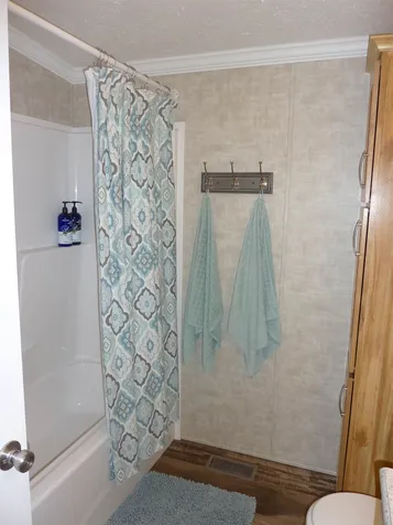 32 Ponderosa Avenue Nashua NH 03062