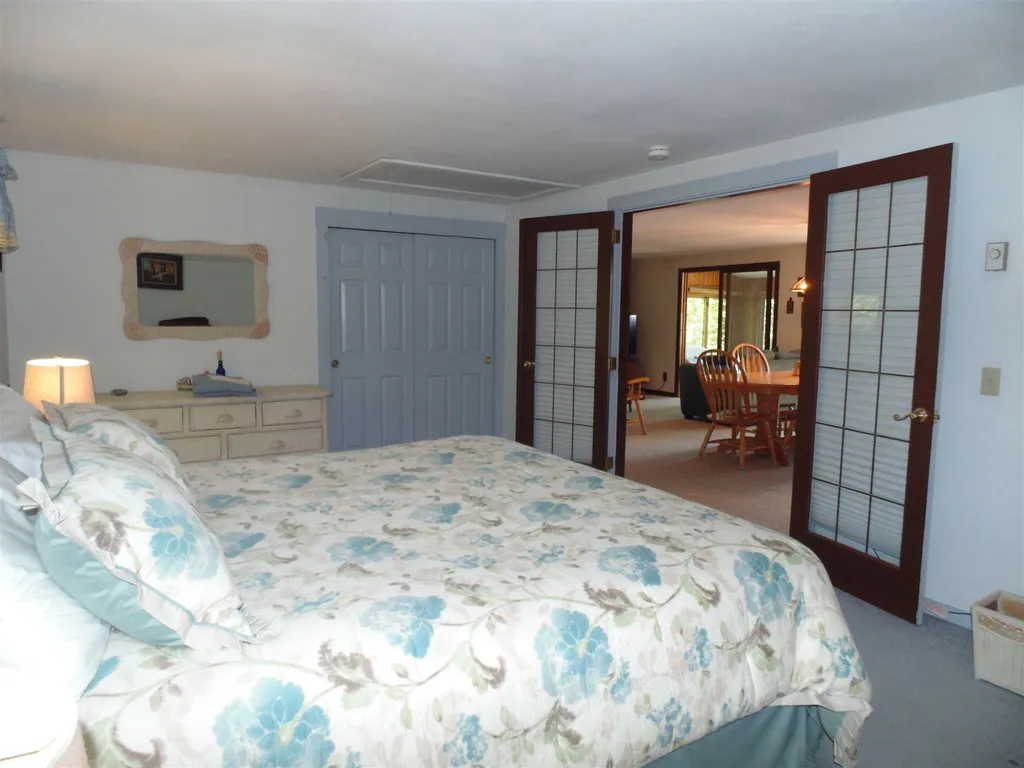 20 Blacks Landing Road Moultonborough NH 03254