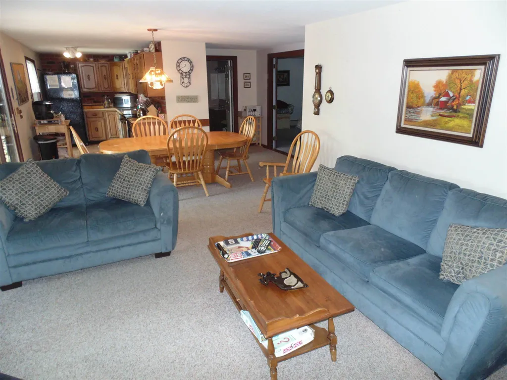 20 Blacks Landing Road Moultonborough NH 03254