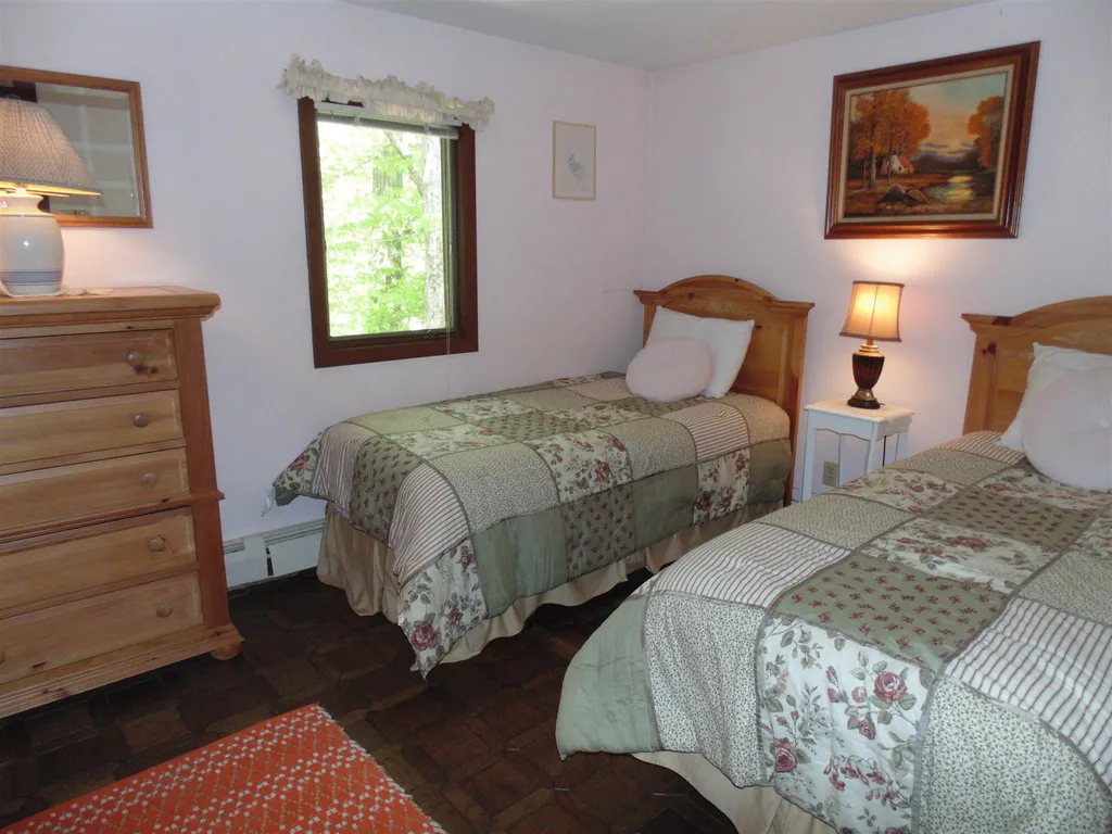 20 Blacks Landing Road Moultonborough NH 03254