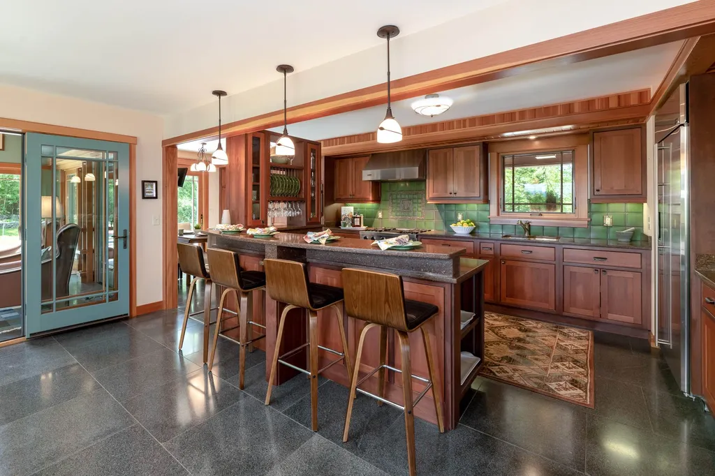 48 Pease Road Meredith NH 03253