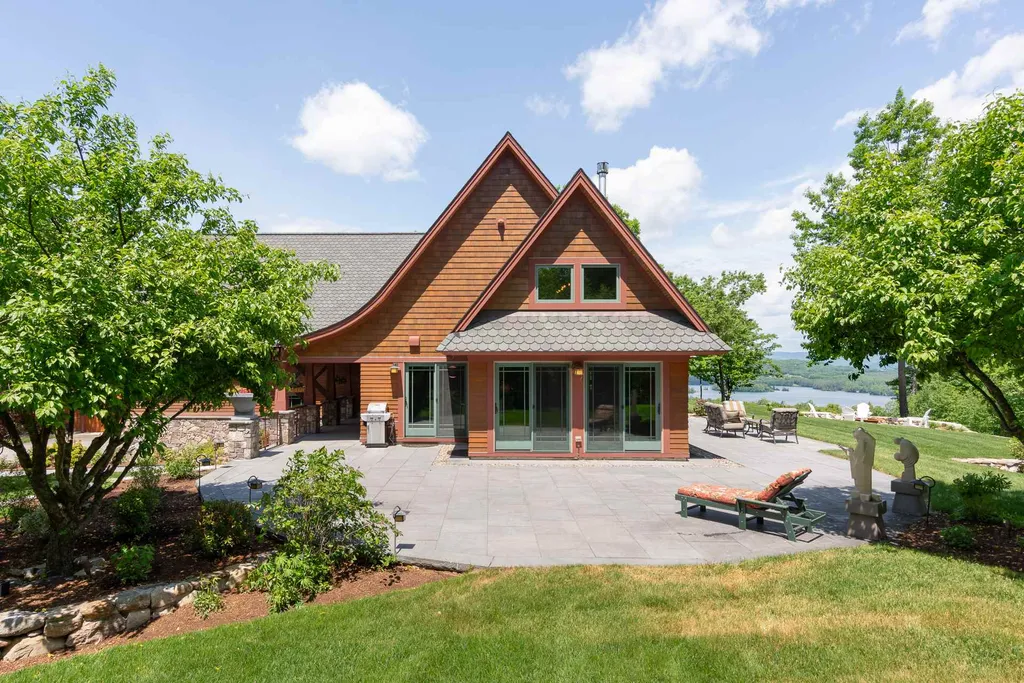 48 Pease Road Meredith NH 03253