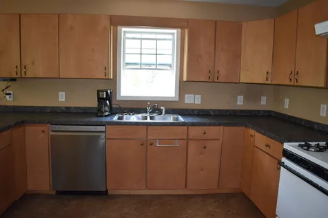 13 Gilby Lane Canaan NH 03741