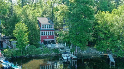 16 Lakeside Drive Merrimack NH 03054