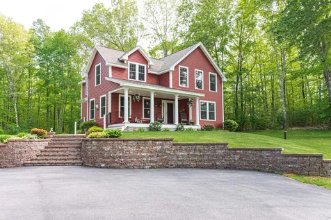 108 Hayes Road Madbury NH 03823