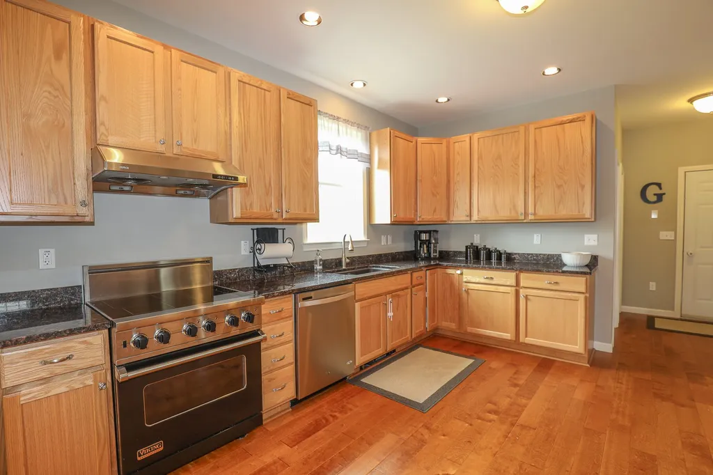 5 Rae Brook Road Hooksett NH 03106