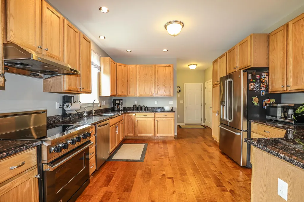 5 Rae Brook Road Hooksett NH 03106