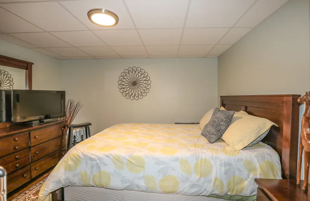 5 Rae Brook Road Hooksett NH 03106