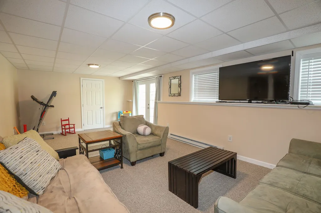 5 Rae Brook Road Hooksett NH 03106