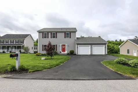 5 Rae Brook Road Hooksett NH 03106