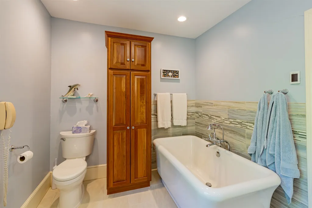 163 Love Lane Rye NH 03870
