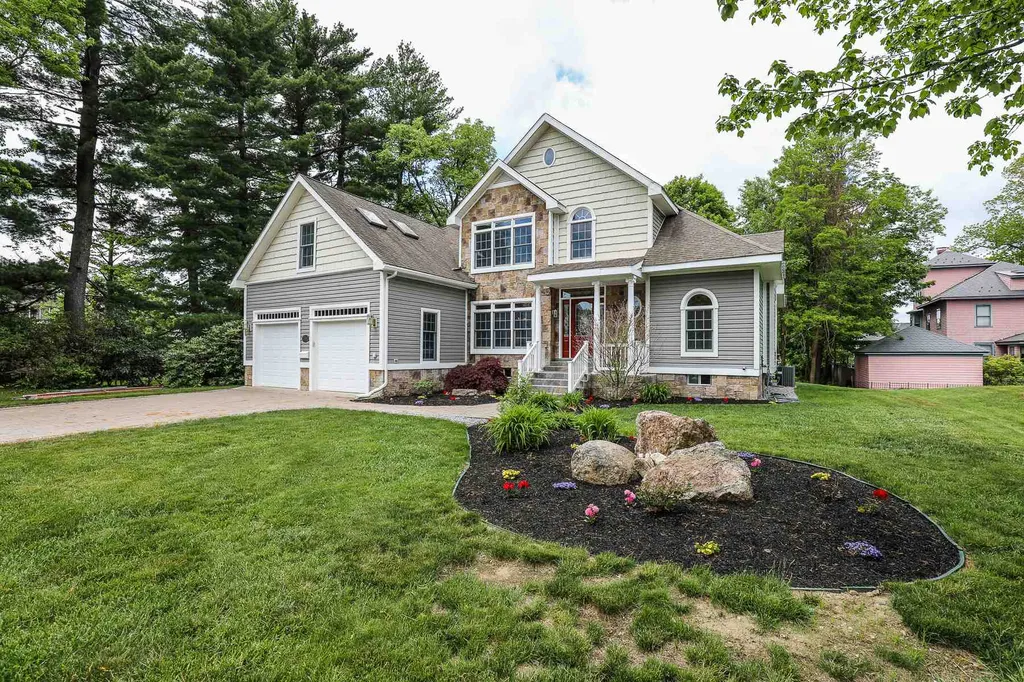 370 North Bay Street Manchester NH 03104