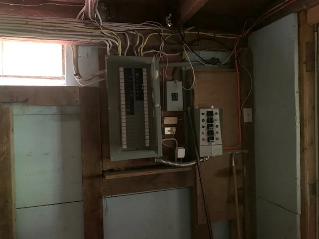 71 Estes Road Rochester NH 03867