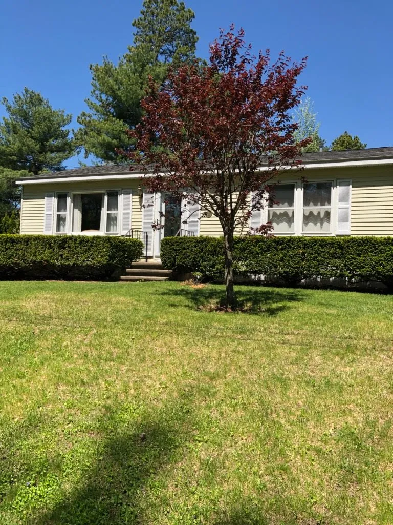 8 Erie Circle Nashua NH 03062