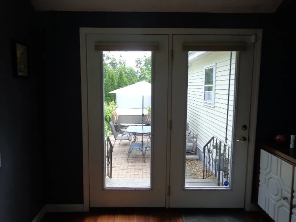 8 Erie Circle Nashua NH 03062
