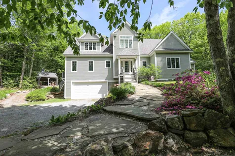 817 Back Mountain Road Goffstown NH 03045