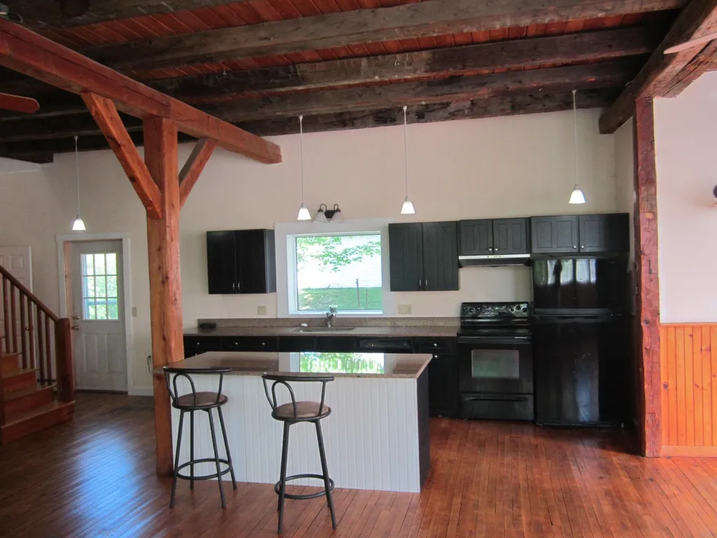112 High Street Danbury NH 03230