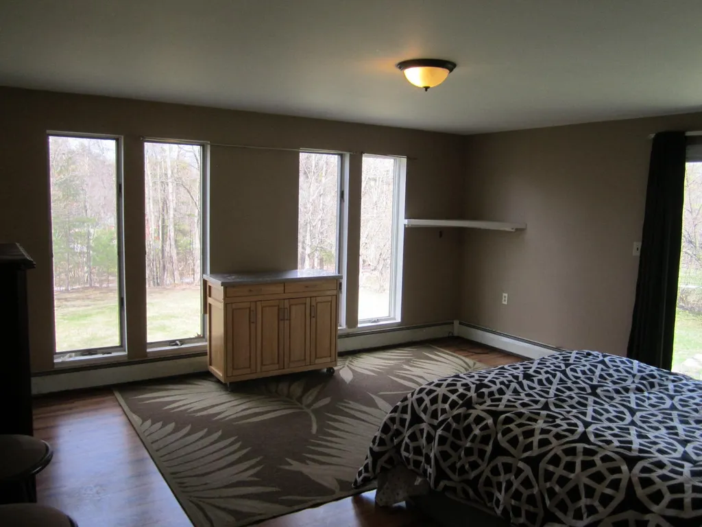 112 High Street Danbury NH 03230