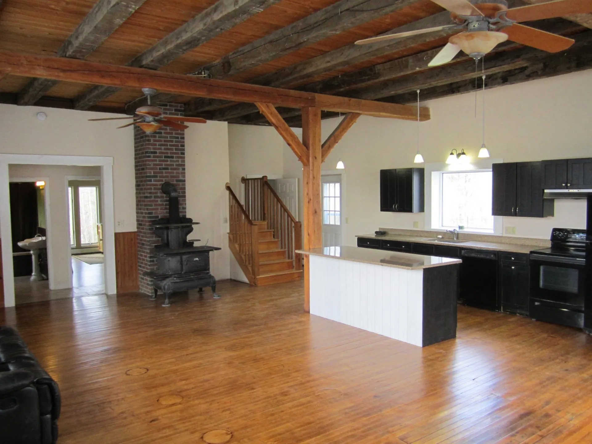 112 High Street Danbury NH 03230