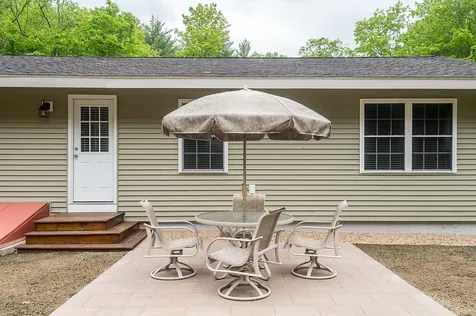 71 Middle Road Brentwood NH 03833