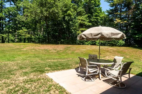 71 Middle Road Brentwood NH 03833