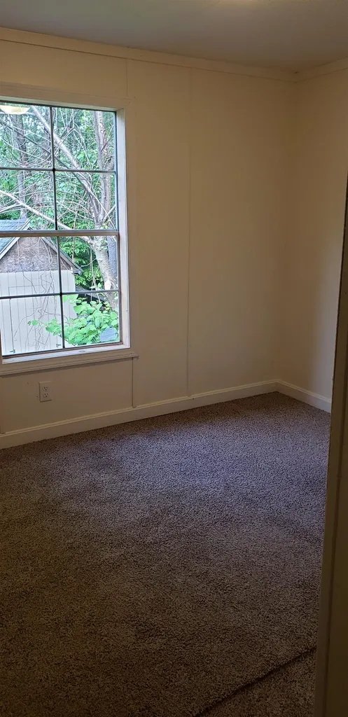 84 Bowman Road Alton NH 03809