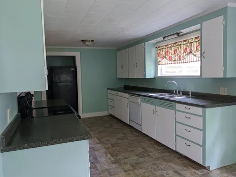 15 Ferrin Street Hill NH 03243