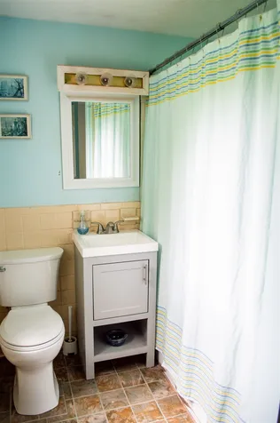 17 Mountain View Drive Peterborough NH 03458