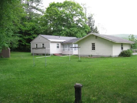 11 Crain Road Surry NH 03431