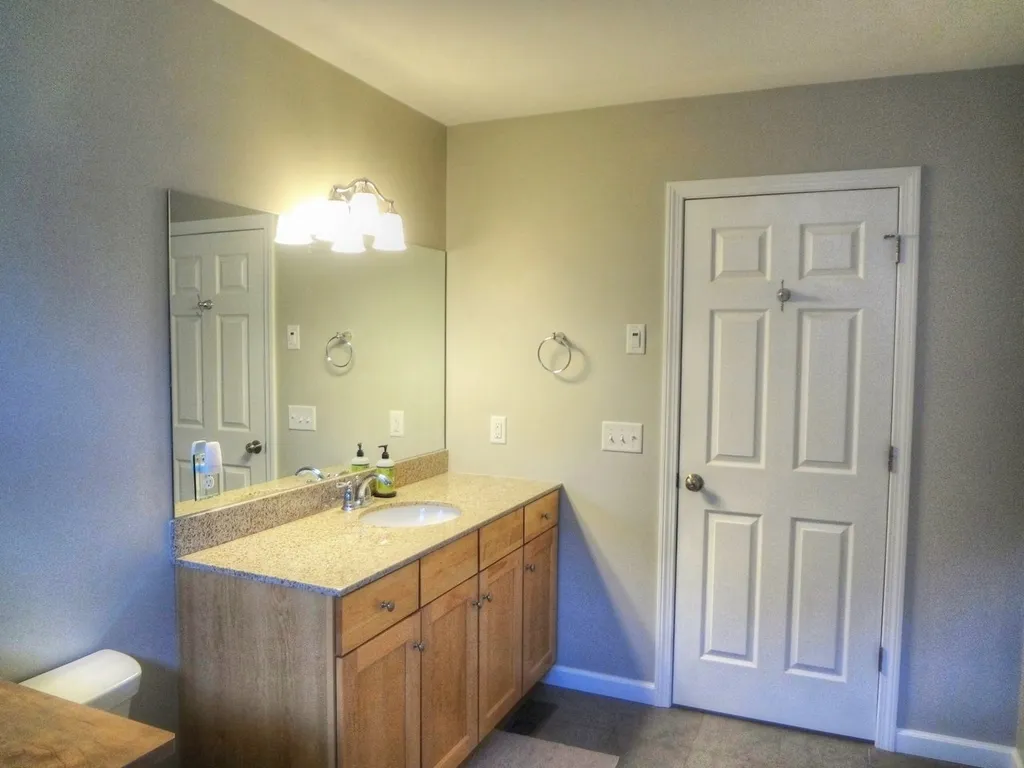 76 Waterlefe Way Colchester VT 05446