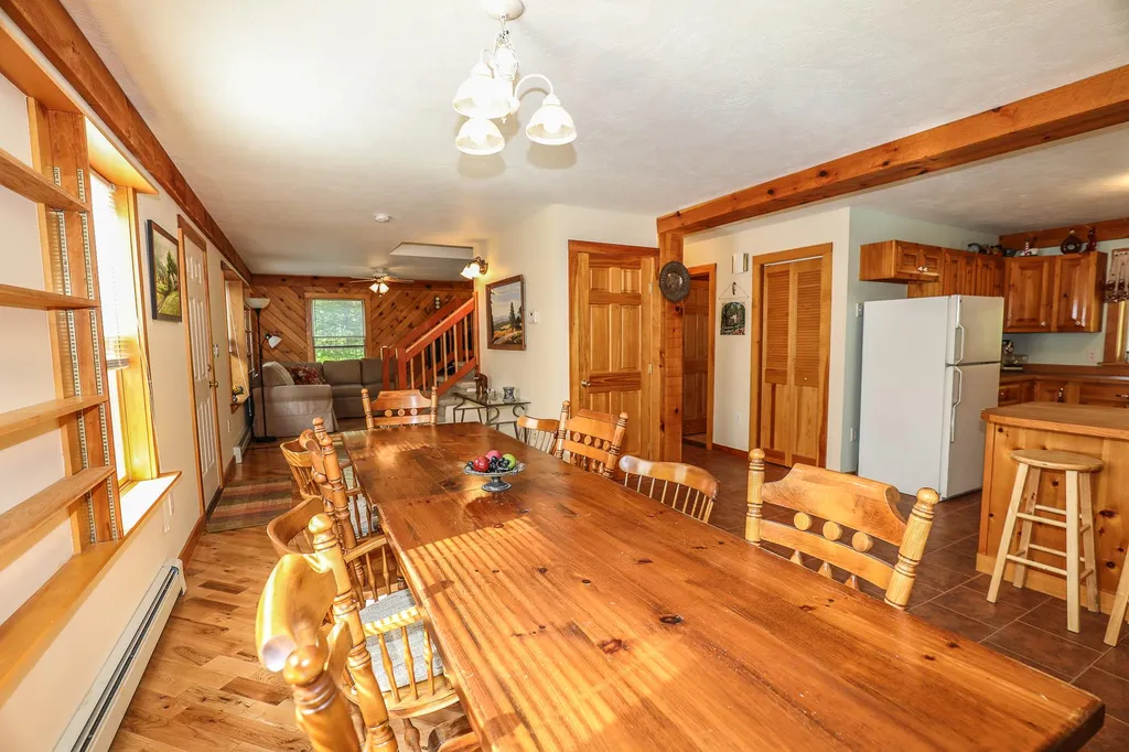 24 Red House Road Newbury NH 03255