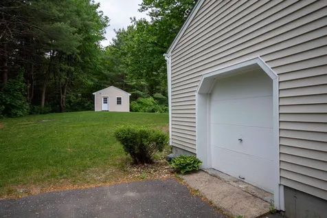 119 Musquash Road Hudson NH 03051