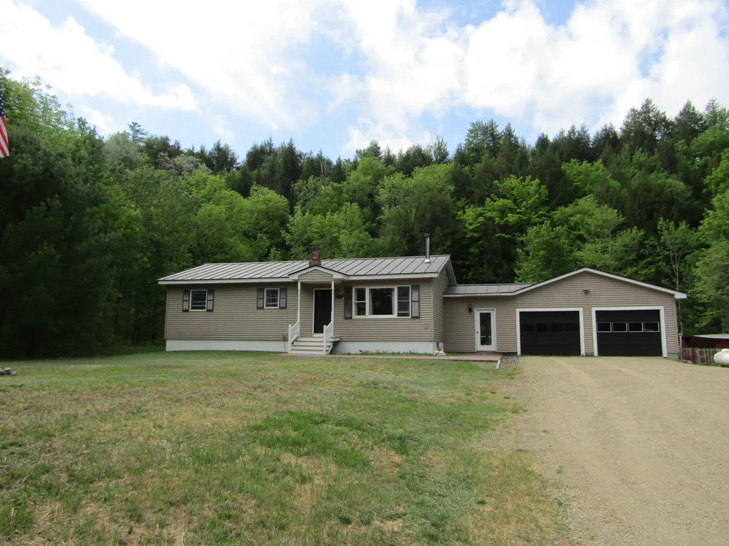 382 Mount Moosilauke Highway Haverhill NH 03765