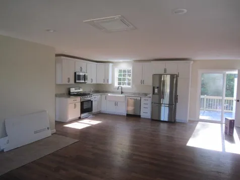 18 Carole Court Rochester NH 03868
