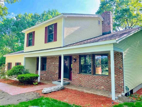 14 Jewell Street South Hampton NH 03827-3508