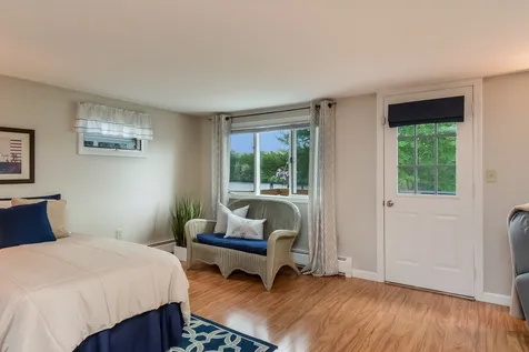 109 W Riverbank Road Manchester NH 03102
