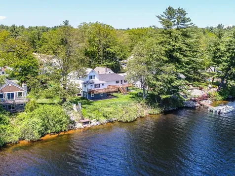 109 W Riverbank Road Manchester NH 03102