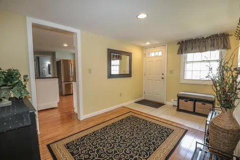 109 W Riverbank Road Manchester NH 03102