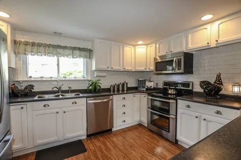 109 W Riverbank Road Manchester NH 03102