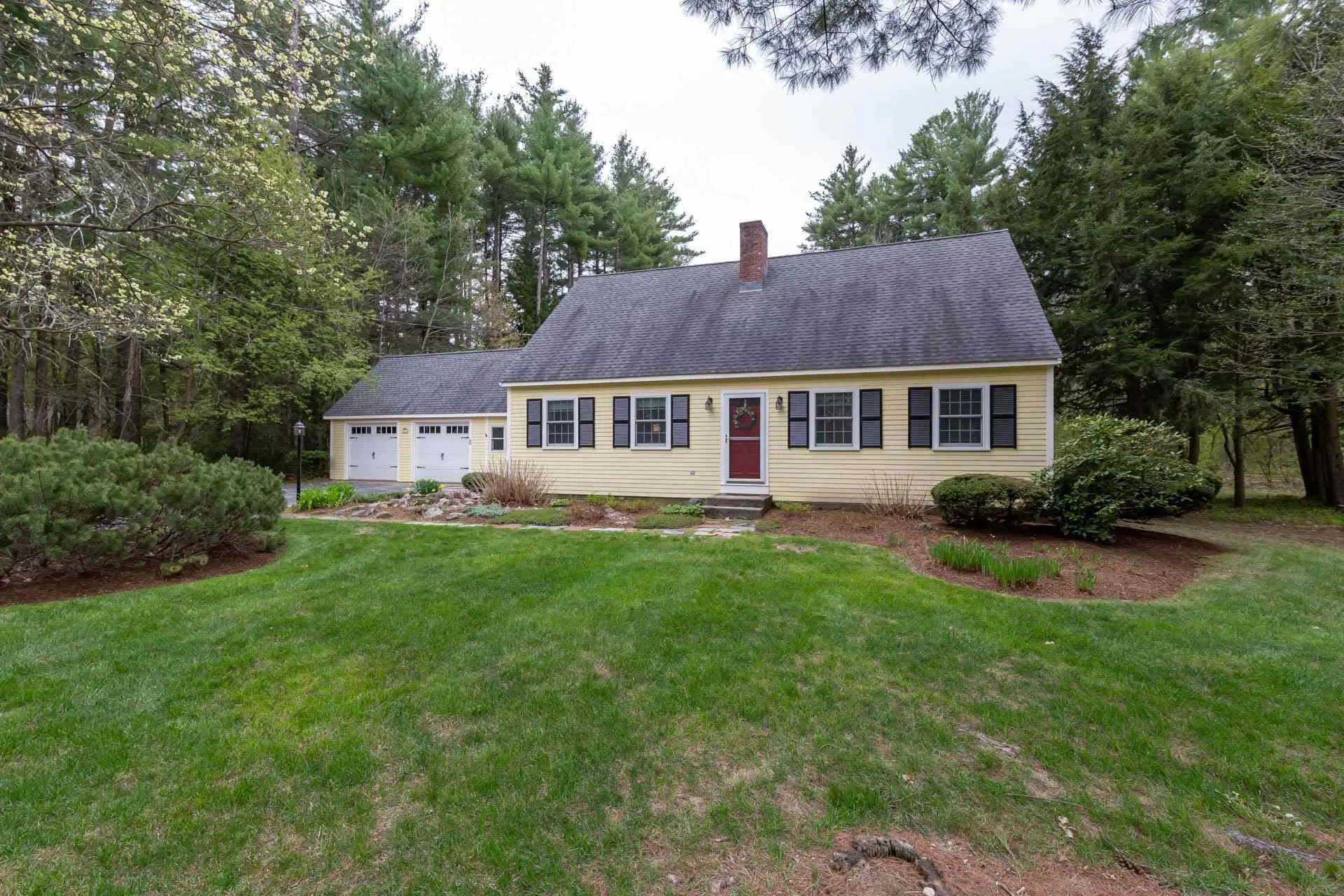 4 Pinewood Drive Amherst NH 03031